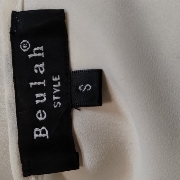 Beulah highlow sleeveless blouse with bead design throughout Sz S Good condition - Picture 10 of 12